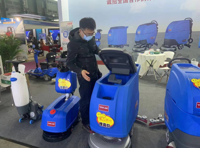 保定坦洁洗地机公司致力于电动洗地机的生产、销售和服务百家